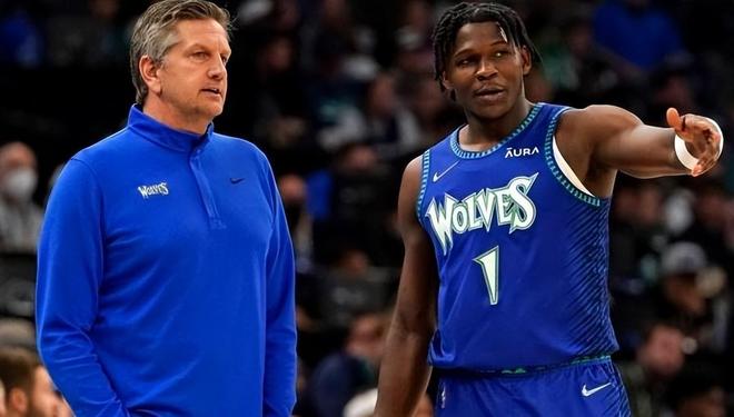 中爆发的潜 中爆发的潜