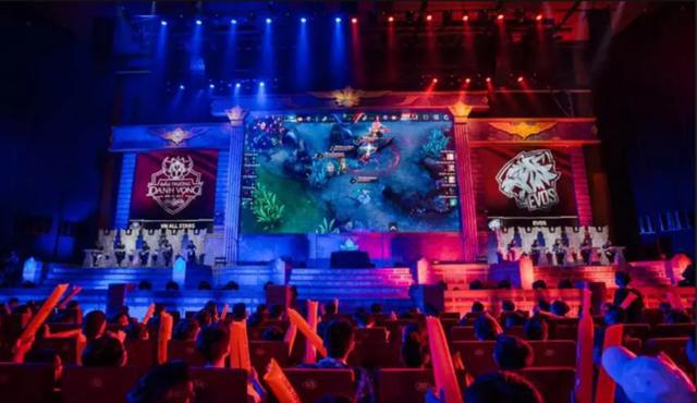 快船北伐稳 快船北伐稳